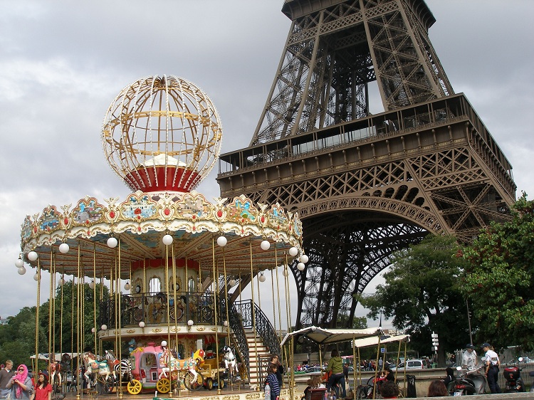 Carousel Montgolfière Énergies Renouvelables